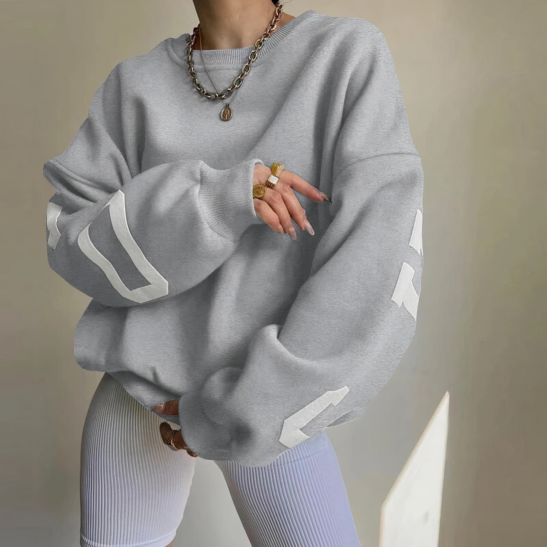 Damski klasyczny sweter oversize
