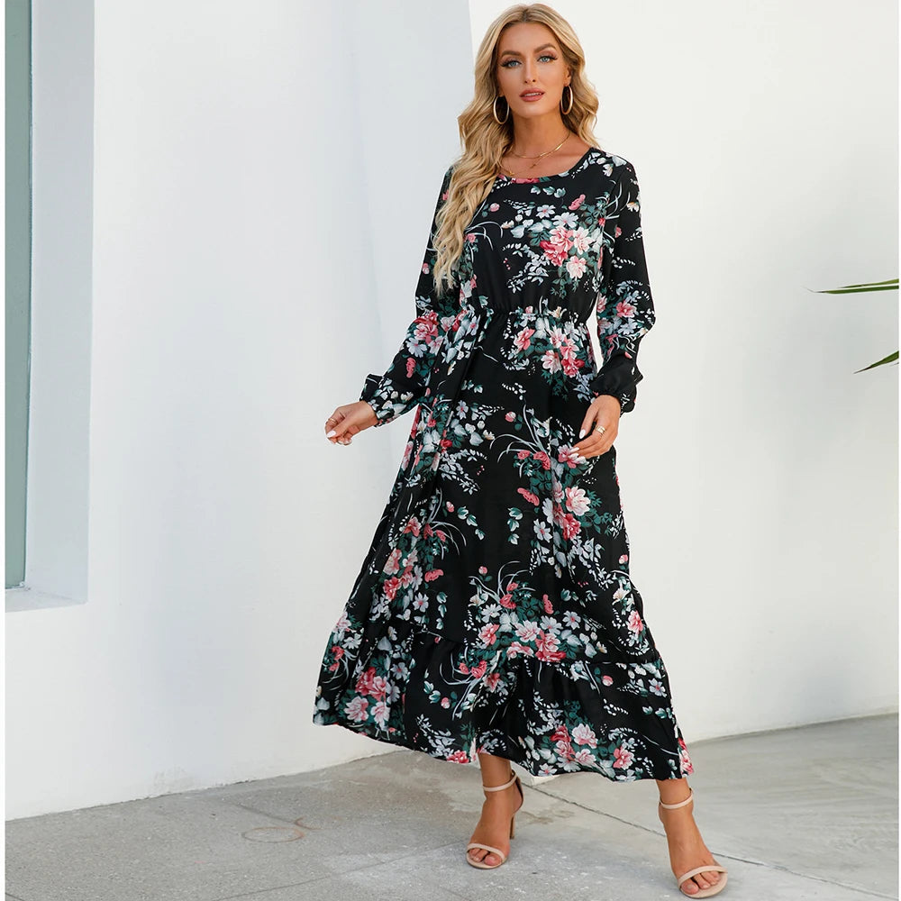 Damska sukienka maxi w stylu boho z kwiatowym wzorem i długim rękawem