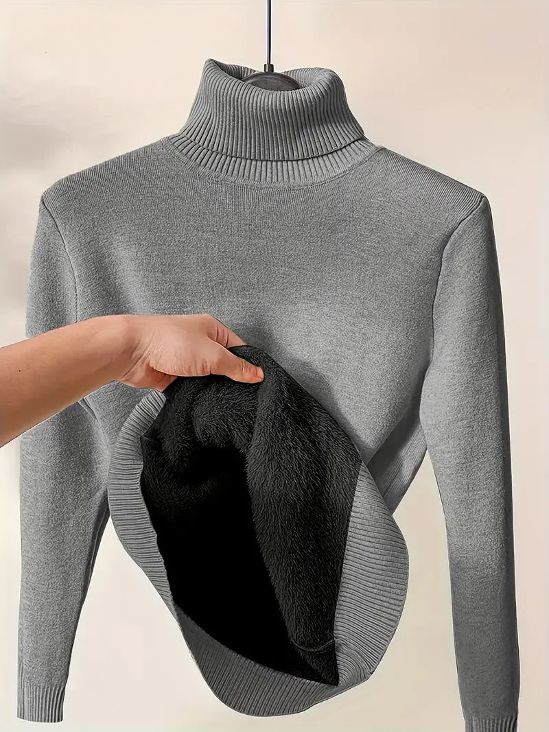 Damski zimowy sweter z golfem