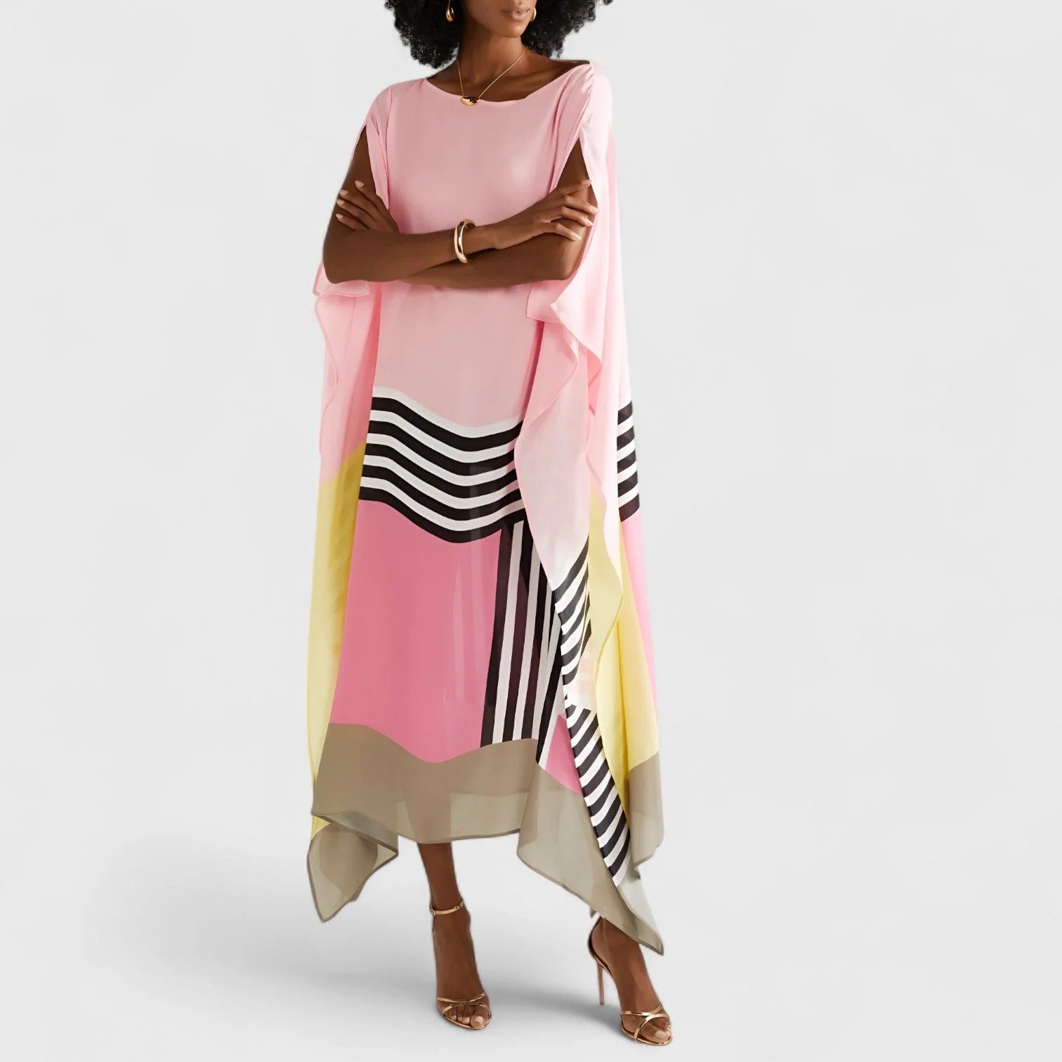 Damski kaftan we wzory geometryczne