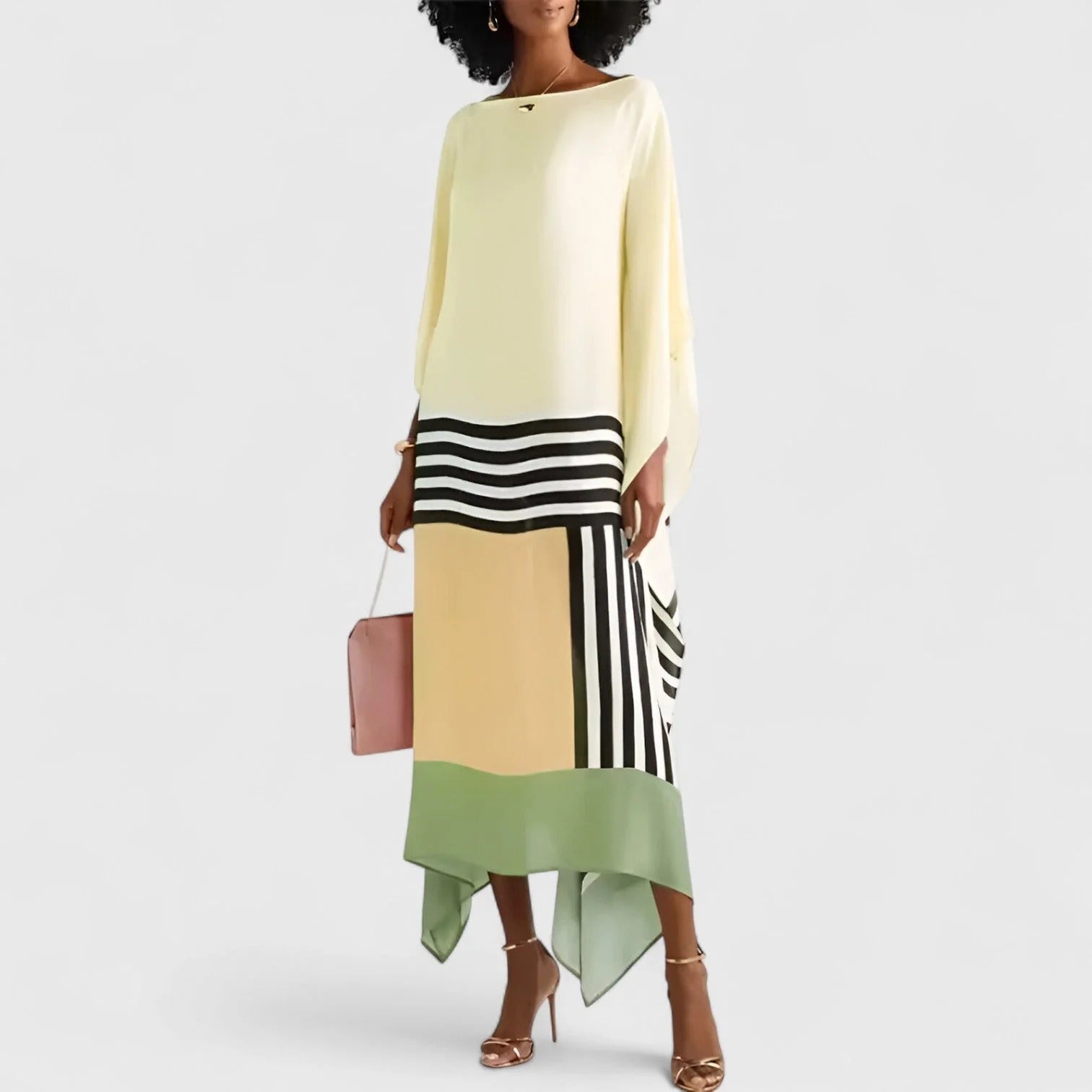 Damski kaftan we wzory geometryczne